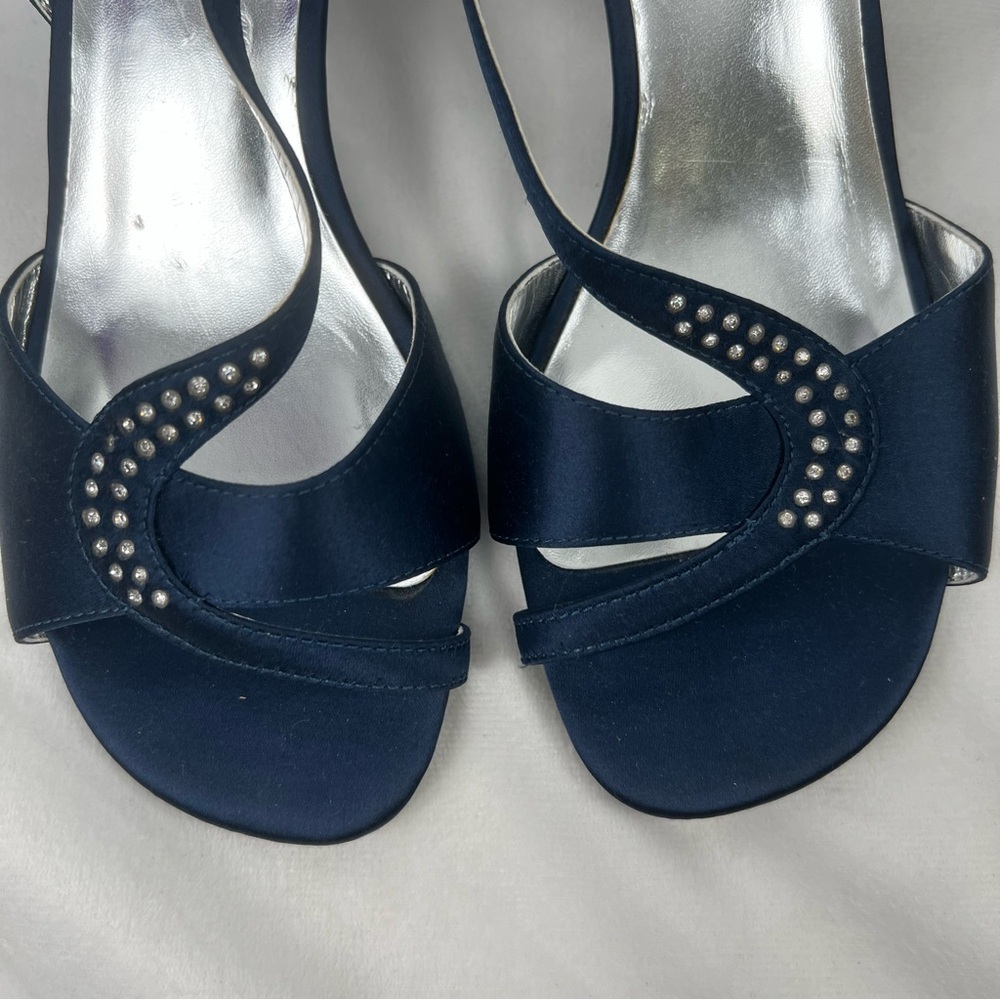 David Tate Women's Navy Satin Kitten Heels with Bling Size 9WW